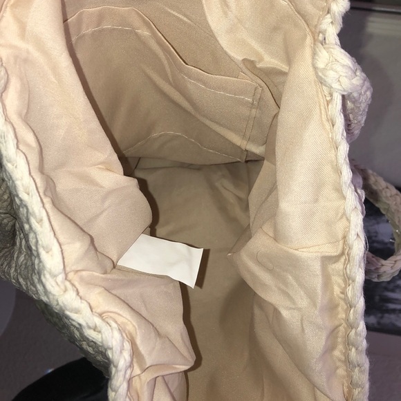 🌻Ivory Crochet Backpack🌻 - Picture 6 of 6